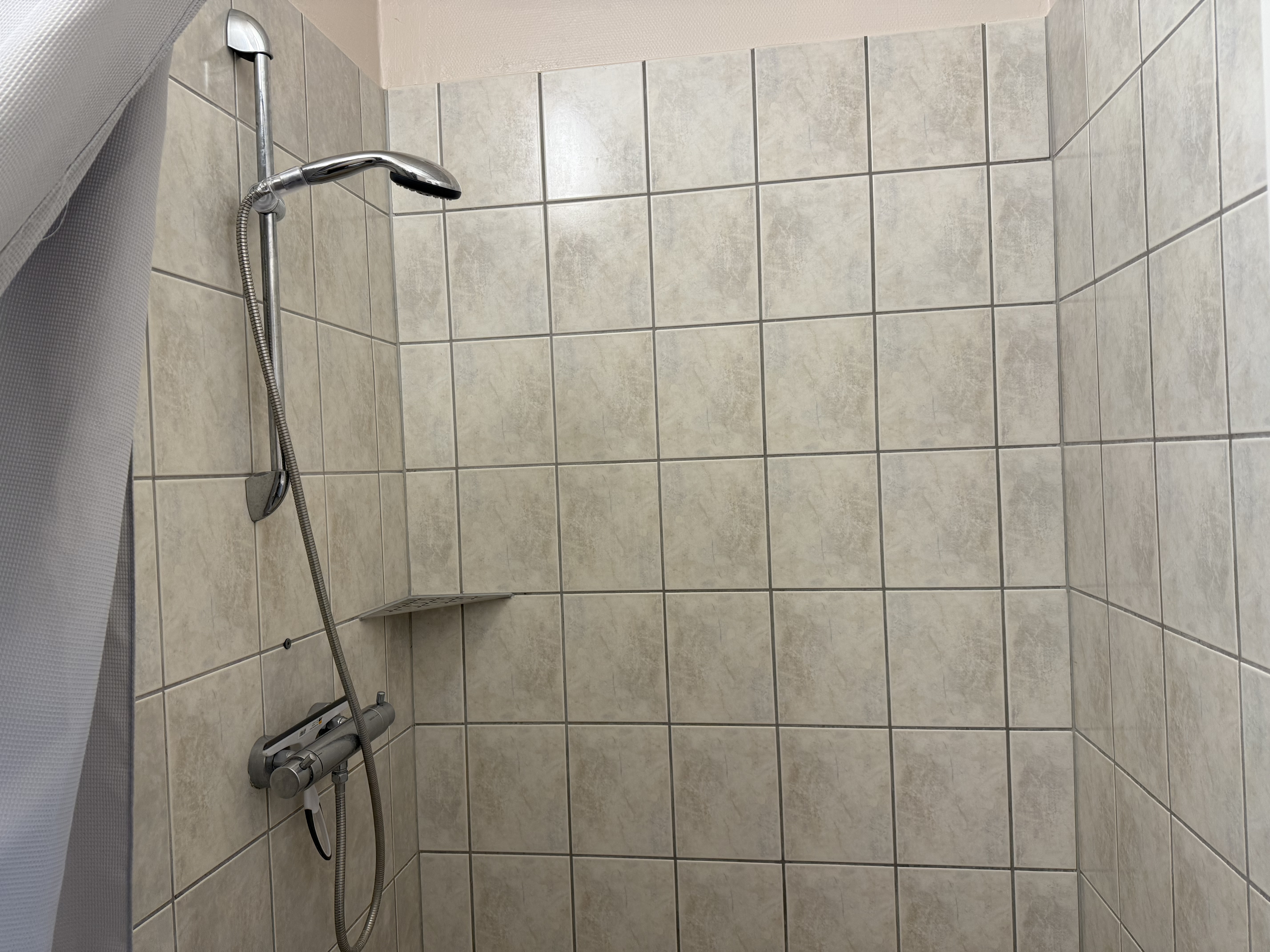 Seniorhütte – Badezimmer